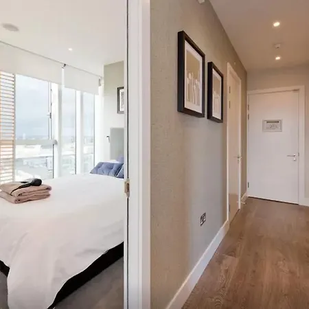 Luxury High-rise Appartement *
