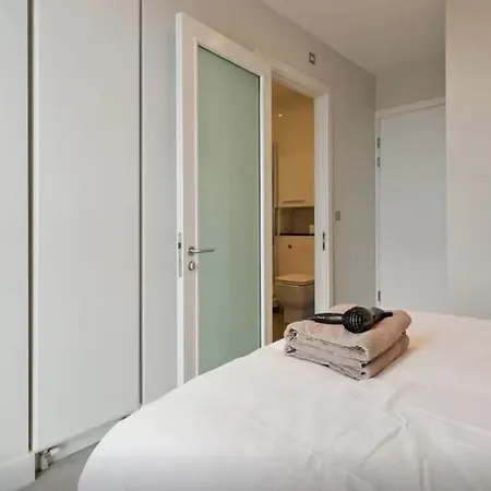 Luxury High-rise Appartement